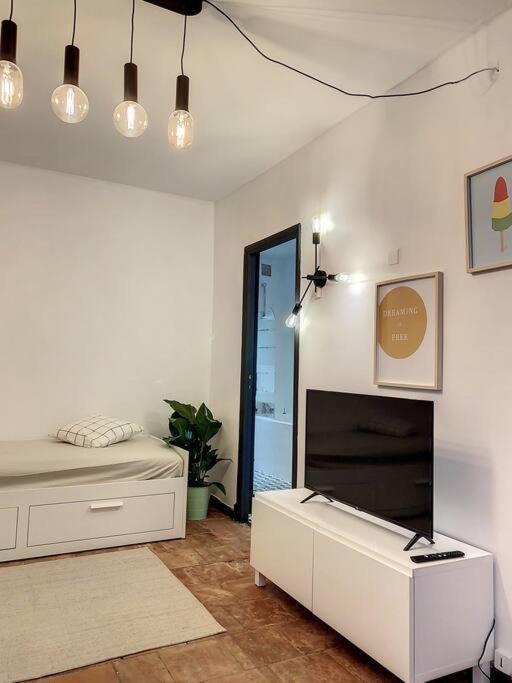 Ferienwohnung Ibiza -Sublime Studio Place De La Trinite- Netflix Toulouse Exterior foto